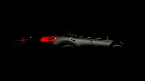 Chevrolet bereidt zich voor op de nieuwe TrailBlazer. Deze midsize SUV wordt volgende maand voor het eerst in de spotlights gezet. Tot die tijd moeten we het doen met deze teaser.