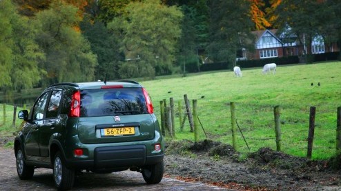 Aardgas  of biogas, of een mengsel van die twee  wordt als autobrandstof steeds interessanter. Niet alleen doordat de prijs aan de pomp zr concurrerend is met benzine, diesel of LPG, maar ook door