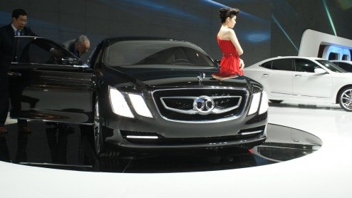 De Autoshow in Peking is natuurlijk niet alleen een autofeestje voor vele Europese merken, maar ook voor de Chinezen zelf. Tussen de vele primeurs van Duitse en Japanse merken zien we ook vele Chinese