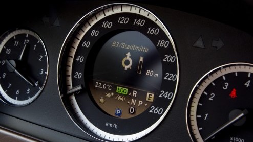 Mercedes-Benz blijft haar modelgamma continu te perfectioneren. Na de facelift van de C-Klasse dient er nu (al) nieuwe motortechniek voor de E-Klasse aan. De Duitsers hebben verse V6- en V8 motoren en