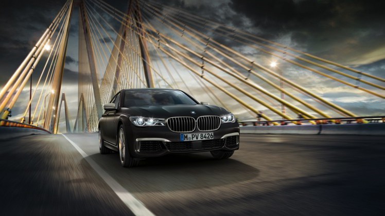 BMW lanceert M760Li xDrive met M-pakket of als V12 Excellence op chique.