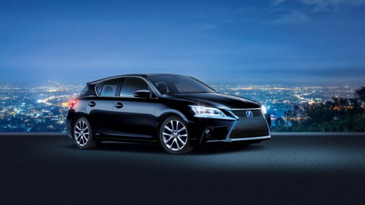 Lexus viert het 25 jarig bestaan in Nederland met de CT200h 25th Edition met 14% bijtelling.