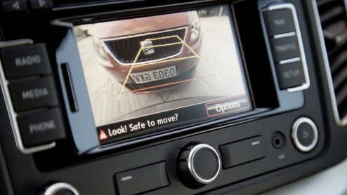 Seat introduceert twee nieuwe versies van de Alhambra, een nieuwe instapdiesel met 115 pk en een 2.0 TDI (140 pk) met vierwielaandrijving. De eerste lijkt op papier een interessante versie voor de zak