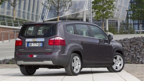 Het heeft even geduurd, maar Chevrolet heeft weer een echte MPV in het gamma. Of toch niet, want wat is de nieuwe Orlando nou eigenlijk? Een ruimtelijke gezinsauto met lef, of een gevalletje grootspra