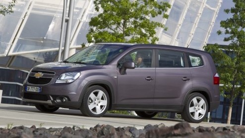 Het heeft even geduurd, maar Chevrolet heeft weer een echte MPV in het gamma. Of toch niet, want wat is de nieuwe Orlando nou eigenlijk? Een ruimtelijke gezinsauto met lef, of een gevalletje grootspra