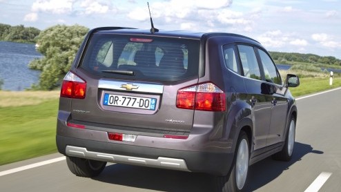 Het heeft even geduurd, maar Chevrolet heeft weer een echte MPV in het gamma. Of toch niet, want wat is de nieuwe Orlando nou eigenlijk? Een ruimtelijke gezinsauto met lef, of een gevalletje grootspra