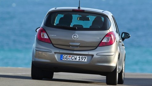 Vraag ons niet hoe het kan, maar profiteer ervan: de Opel Corsa 1.3 CDTi EcoFLEX is exact op de valreep van 1 juli zuiniger geworden. De spaardiesel stoot nu 88 gram CO2 uit en kan daardoor voorlopig