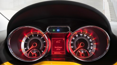 De nieuwe Opel Adam heeft zich zo nu en dan al onbedoeld laten zien. Nu is het de tijd voor Opel om zelf officile details en beeldmateriaal vrij te geven, voorafgaand aan de presentatie in Parijs.
