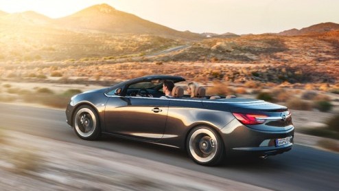 Opel komt meer details over de nieuwe Opel Cascada boven tafel. De vierzitscabriolet met stoffen dak komt begin 2013 op de markt met een breed motorenaanbod, waaronder ook de nieuwe 1.6 liter turbomot