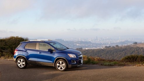 Nu de Opel Mokka bij de dealer staat mag zustermerk Chevrolet zich voorbereiden op de introductie van de Trax. Hoewel hij pas in april wordt gentroduceerd en er geen prijzen bekend zijn, is er al wel