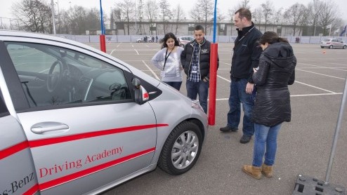 Het internationale verkeerseducatieprogramma RoadSense van Mercedes-Benz is ook in Nederland met enthousiasme ontvangen. Daarom vindt RoadSense dit jaar nog plaats in Eindhoven en Almere.