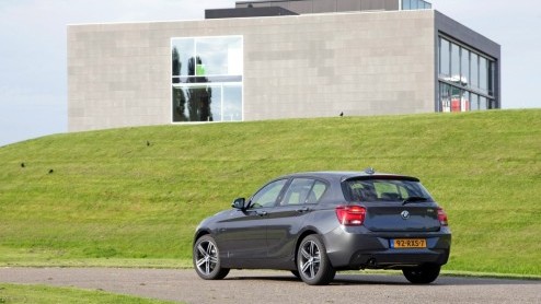 Sinds deze maand is het zo ver. Na zeven jaar geeft BMW de 1 Serie een vervolg met een compleet nieuwe generatie. In de nieuwe 1 Serie draait het om meer ruimte, nog zuiniger motoren en moderne gadget