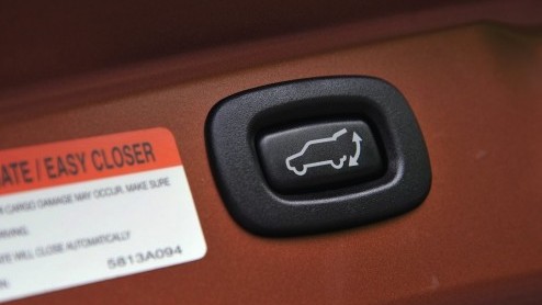 Het tij is gekeerd bij Mitsubishi. Het merk moet vooruit en heeft daarom een drietrapsraket gelanceerd. Wat zit daar in? Een vernieuwde ASX, een kleine hatchback op basis van de in Japan gentroduceer