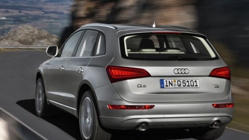 Audi begint het nieuwe jaar met een serieuze uitbreiding van het leveringsprogramma van de Q5. Bovendien heeft de fabrikant de orderboeken geopend van het absoluut topmodel, de SQ5 TDI, waaraan we vor