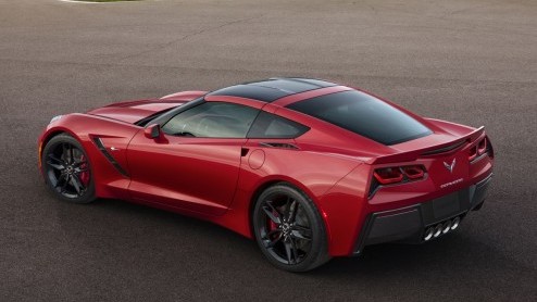 Chevrolet heeft het doek getrokken van de zevende generatie Corvette. Deze C7 is in standaardtrim de meest krachtige Corvette ooit en draagt tevens de iconische typeaanduiding Stingray.