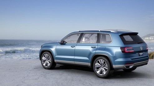 Grote SUVs raken op ons continent langzaam uit de gratie. In de VS en Canada daarentegen kan het niet groot genoeg zijn. Reden voor Volkswagen om naar Detroit af te reizen met deze CrossBlue Concept,