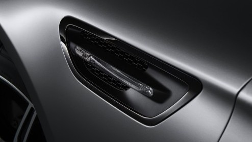 30 jaar BMW M5 wordt gevierd met 30 Jahre M5 jubileumeditie, voorzien van exclusieve details en 600 pk.