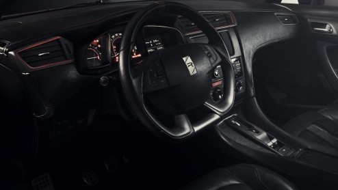 In navolging van de luxueuze Citron DS5 LS voor China, presenteren de Fransen op de komende Beijing Motor Show diezelfde sedan, maar dan uitgevoerd als sportieve R Concept met 300 pk.