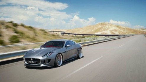 Het merk Jaguar bloeit lekker op. Na de nieuwe XJ en vernieuwde XK en XF kijkt men ook alvast verder vooruit. De Engelsen presenteren volgende week de C-X16, een compacte sportwagen die onder de XK wo