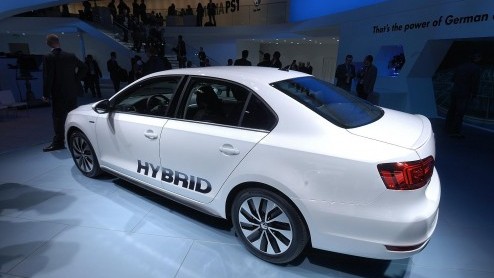 Na al het nieuws van de Detroit Motor Show 2012 willen we je de live-beelden van alle nieuwkomers, waaronder de nieuwe Ford Mondeo en Mercedes-Benz SL, natuurlijk niet onthouden. Bekijk hier de uitgeb