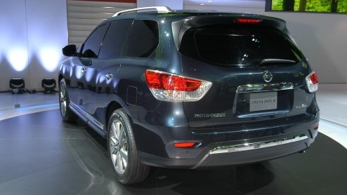 Na al het nieuws van de Detroit Motor Show 2012 willen we je de live-beelden van alle nieuwkomers, waaronder de nieuwe Ford Mondeo en Mercedes-Benz SL, natuurlijk niet onthouden. Bekijk hier de uitgeb