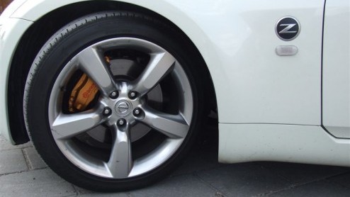 Nissan is al druk doende met de opvolger van de 350Z, maar dat weerhield ons er niet van om toch nog even aan het huidige model te proeven. Een sportcoup met achterwielaandrijving en ruim 300 pk, daa