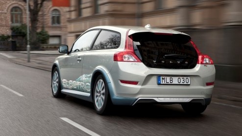 De Volvo C30 is geen eendagsvlieg. Sterker nog, vandaag is de officile productie opgestart in Gent. De eerste exemplaren zijn onder meer bestemd voor Nederland.