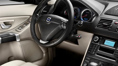 Volvo neemt de XC90 in opgefriste vorm mee naar de IAA. Met lichte wijzigingen - goed kijken! - moet de succesvolle Zweedse lobbes er weer even tegen kunnen.