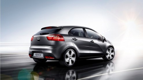 De nieuwe Kia Rio komt eind augustus op de markt. Reden voor de importeur om nu alvast de prijzen bekend te maken. De Rio is er vanaf 11.695 euro, de vijfdeurs kost 900 euro meer. Zowel een benzine- a