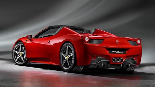 Ferrari breidt het modelgamma van de 458 uit. Na de gesloten Italia presenteren de Italianen op de IAA Frankfurt de 458 Spider met V8 middenmotor en volledig inklapbare hardtop.