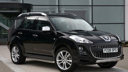 Voor degene die bij aanschaf van een Peugeot 4007 toch het gevoel bekruipt dat het allemaal nog wel wat scherper en sportiever mag, heeft de firma Irmscher het antwoord. Met hun Sport Package wordt de
