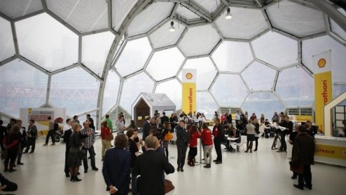 De kickoff van de Shell Eco-Marathon is een feit. In mei van dit jaar jaar staat onze eigen havenstad Rotterdam centraal in de 28e editie van de Europese zuinigheidswedstrijd. Ons land doet mee met 17