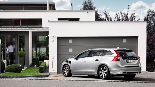 Volvo Car Corporation heeft vorig jaar goede zaken gedaan. Ten opzichte van 2010 zijn de verkopen met 20% toegenomen tot 449.000 auto. Doel is nu om in 2020 de grens van 800.000 auto's te halen. Nieuw