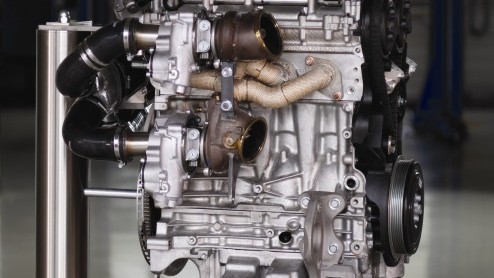 Volvo High Performance Drive-E Concept vertegenwoordigt 2.0 liter turbomotor met 450 pk dankzij Triple Boost techniek.