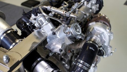 Volvo High Performance Drive-E Concept vertegenwoordigt 2.0 liter turbomotor met 450 pk dankzij Triple Boost techniek.