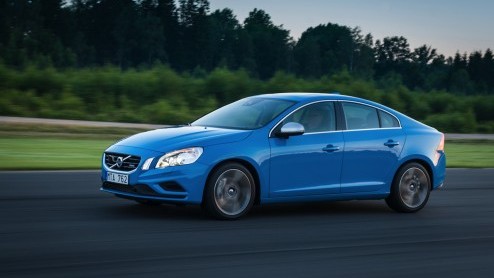 Volvo bewijst opnieuw het veiligheidsniveau van een auto hoog in het vaandel te hebben. De nieuwe S60 scoort tijdens een recent gentroduceerde botsproef optimaal, terwijl vele andere modellen het moe