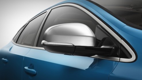 Volvo introduceert in Parijs twee nieuwe varianten van de V40: de V40 R-Design en V40 Cross Country. Die eerste is een sportief uitgedoste variant en wordt alvast nu aangekondigd en digitaal voorgeste