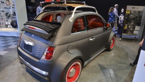 Als in Las Vegas de deuren worden geopend van de SEMA Show 2012 dan ben je verzekerd van autospektakel. Naast vele nieuwe showcars stelen ook op smaak gebrachte oldtimers de show. Kijkje nemen?