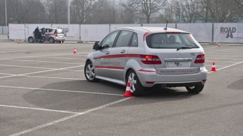 Het internationale verkeerseducatieprogramma RoadSense van Mercedes-Benz is ook in Nederland met enthousiasme ontvangen. Daarom vindt RoadSense dit jaar nog plaats in Eindhoven en Almere.