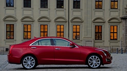 Als Cadillac een nieuwe ATS aankondigt en m een sportsedan noemt, dan staan onze zintuigen direct op scherp. Maakt het Amerikaanse merk die belofte waar? Past hij in beoogde straatje van de Audi A4, 