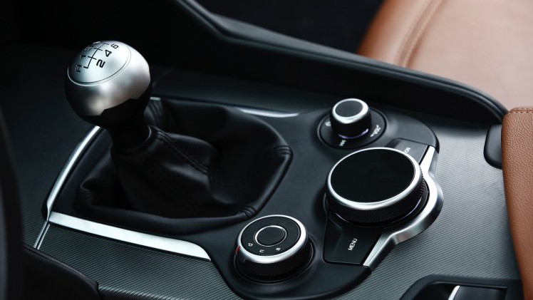 We geven 5 redenen waarom de Alfa Romeo Giulia een voltreffer is in het premium segment van de sportsedans.