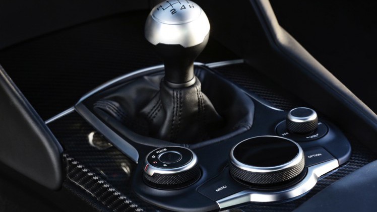 We geven 5 redenen waarom de Alfa Romeo Giulia een voltreffer is in het premium segment van de sportsedans.