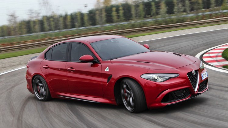 We geven 5 redenen waarom de Alfa Romeo Giulia een voltreffer is in het premium segment van de sportsedans.