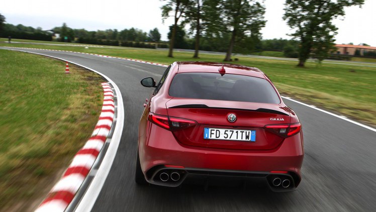 We geven 5 redenen waarom de Alfa Romeo Giulia een voltreffer is in het premium segment van de sportsedans.