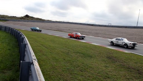 Ford Mustang 50 jaar gevierd op Circuit Park Zandvoort. Tevens debuut nieuwe generatie Mustang.