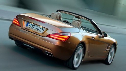 Het naderend einde van 2011 is een goed moment om terug te blikken. Wat hebben de automerken ons dit jaar zoal gebracht? En wat zit er voor 2012 aan nieuwkomers in het vat? Een overzicht vanaf Lotus t