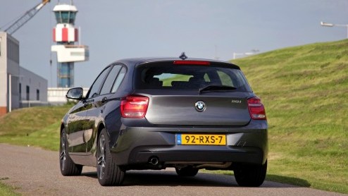 Sinds deze maand is het zo ver. Na zeven jaar geeft BMW de 1 Serie een vervolg met een compleet nieuwe generatie. In de nieuwe 1 Serie draait het om meer ruimte, nog zuiniger motoren en moderne gadget