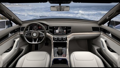Grote SUVs raken op ons continent langzaam uit de gratie. In de VS en Canada daarentegen kan het niet groot genoeg zijn. Reden voor Volkswagen om naar Detroit af te reizen met deze CrossBlue Concept,