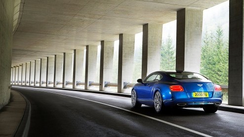 Baas boven baas bij Bentley. Na de Continental (GT) is nu de Continental GT Speed aangekondigd. De presentatie zal zijn op Goodwood. Zoals de type-aanduiding doet vermoeden draait bij die uitvoering a