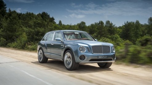 Zo dan, beter heel laat dan nooit, een Bentley SUV. Dit moet 'm ongeveer worden, de EXP 9 F, die zijn debuut maakt op de Salon in Zwitserland. Kern van de zaak: V8 of V12 en modern-klassieke looks. Up